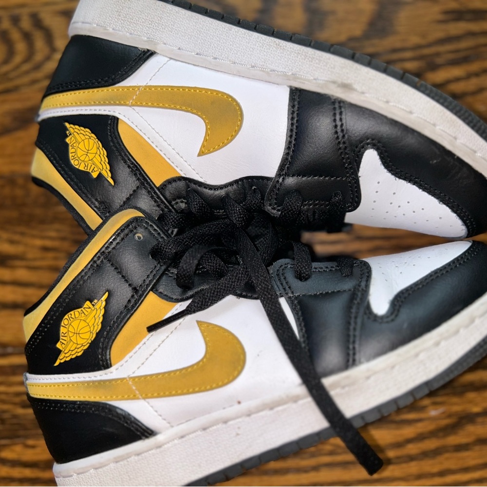 Jordan 1s